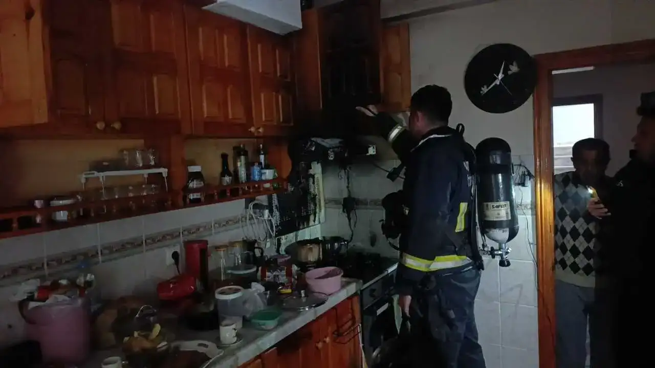 Manavgat’ta Mutfaktan Yükselen Dumanlar Sokağı Ayağa Kaldırdı 5